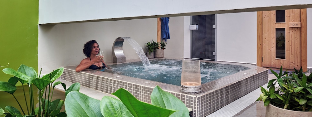Plantation Urban Resort And Spa 39/70