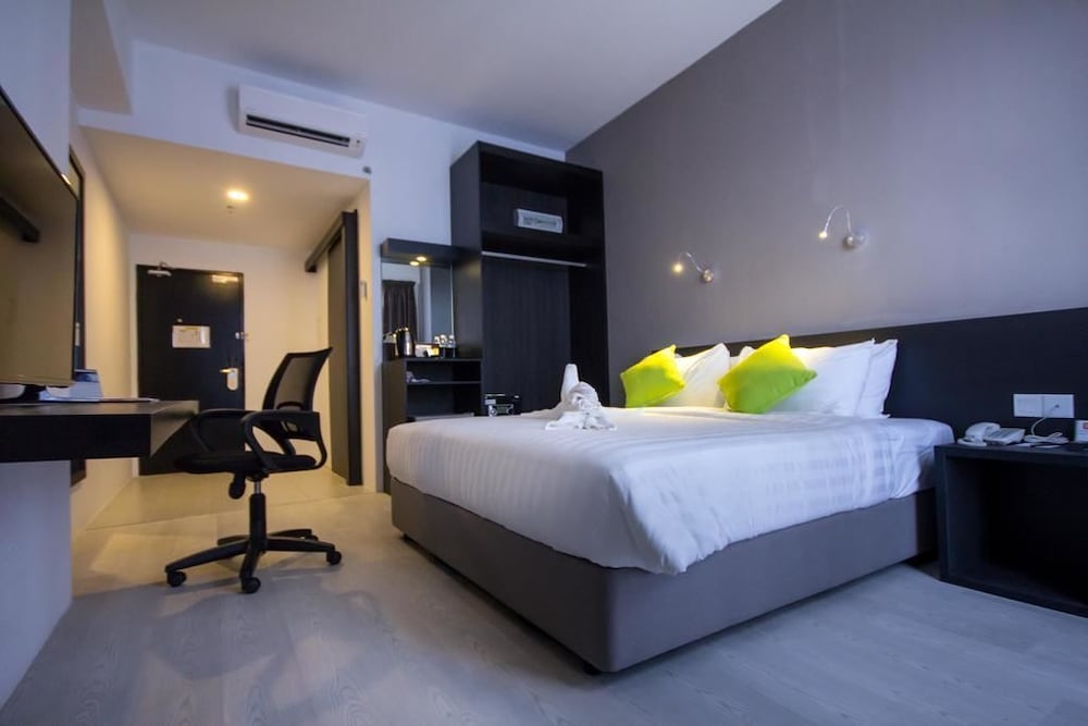 Manhattan Hotel Ipoh 15/50