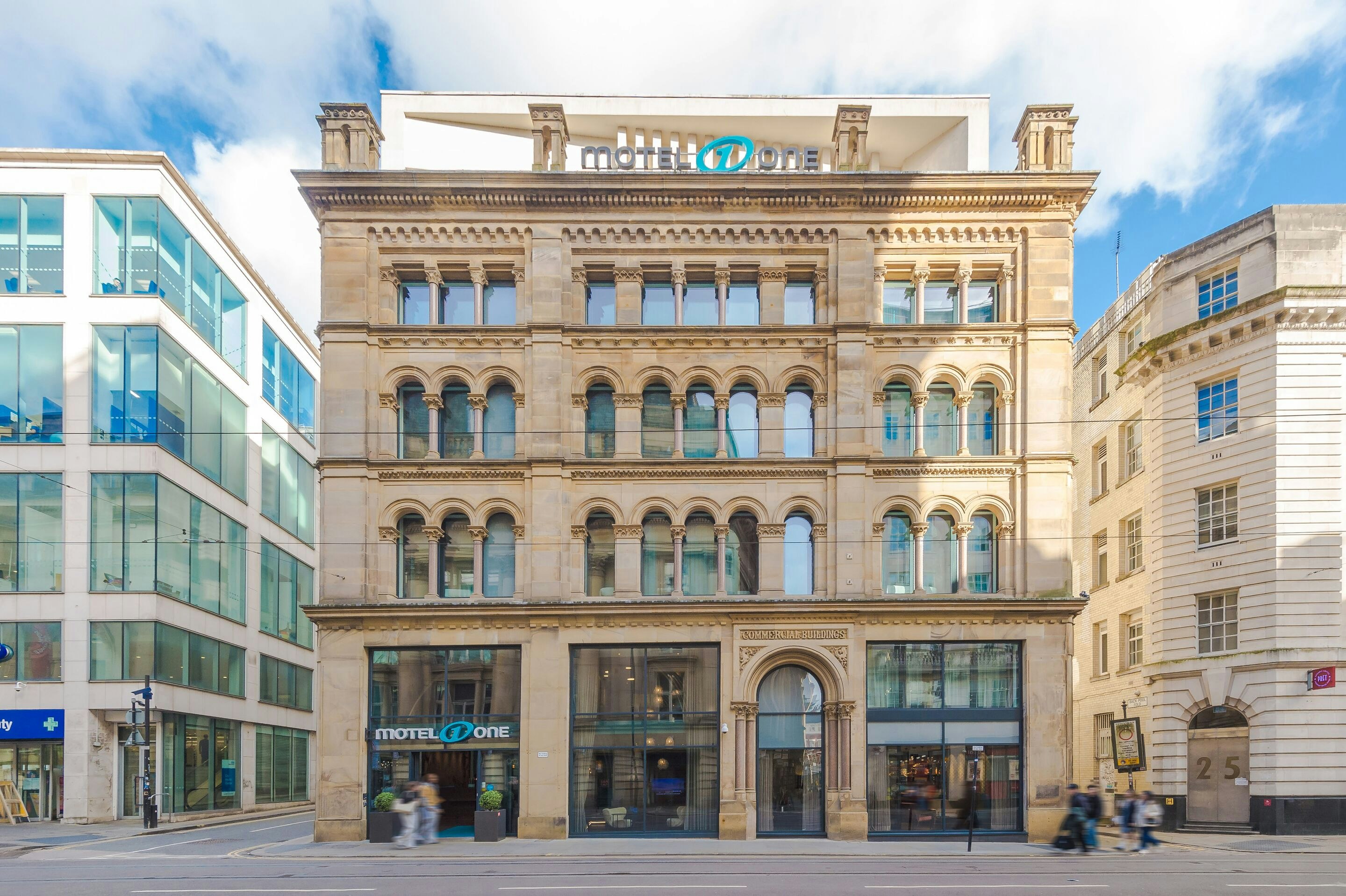 Hotel Motel One Manchester-Royal Exchange 3/28