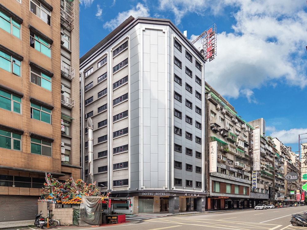 Doitsu Hotel 41/48