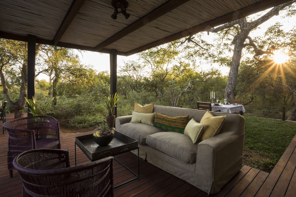 Moya Safari Villa 21/38