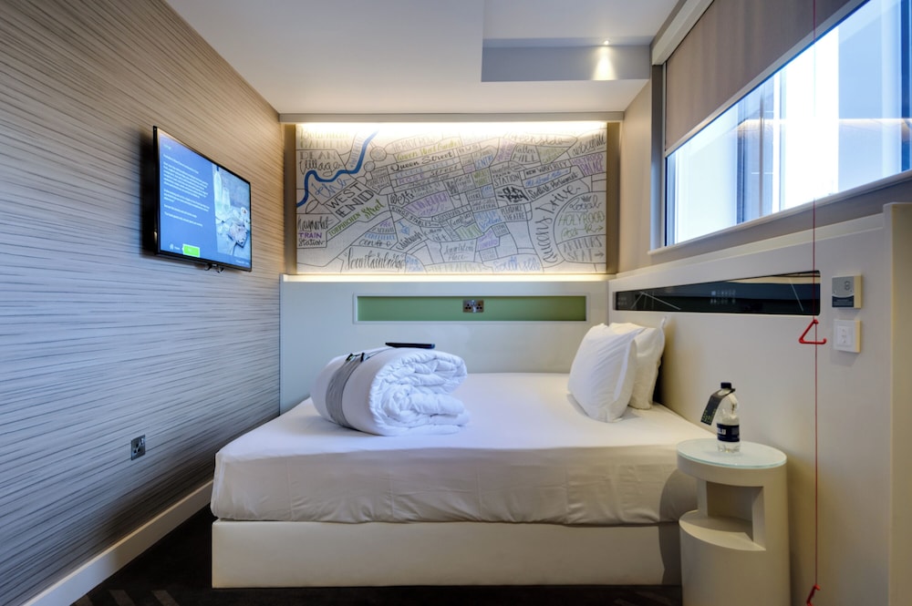 SUPERIOR, DOUBLE BED