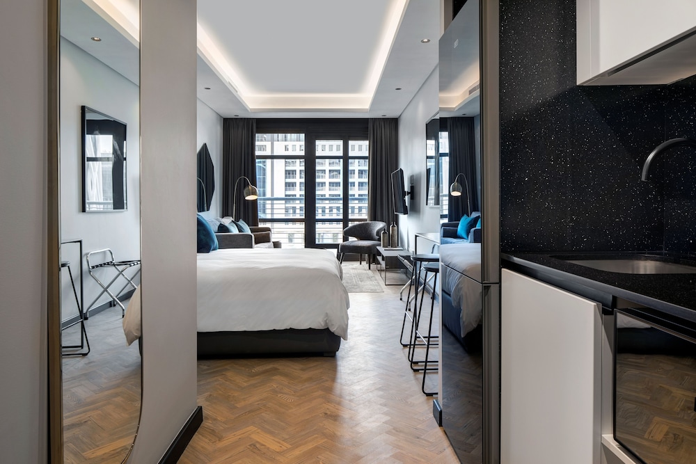 The Onyx Hotel 18/64