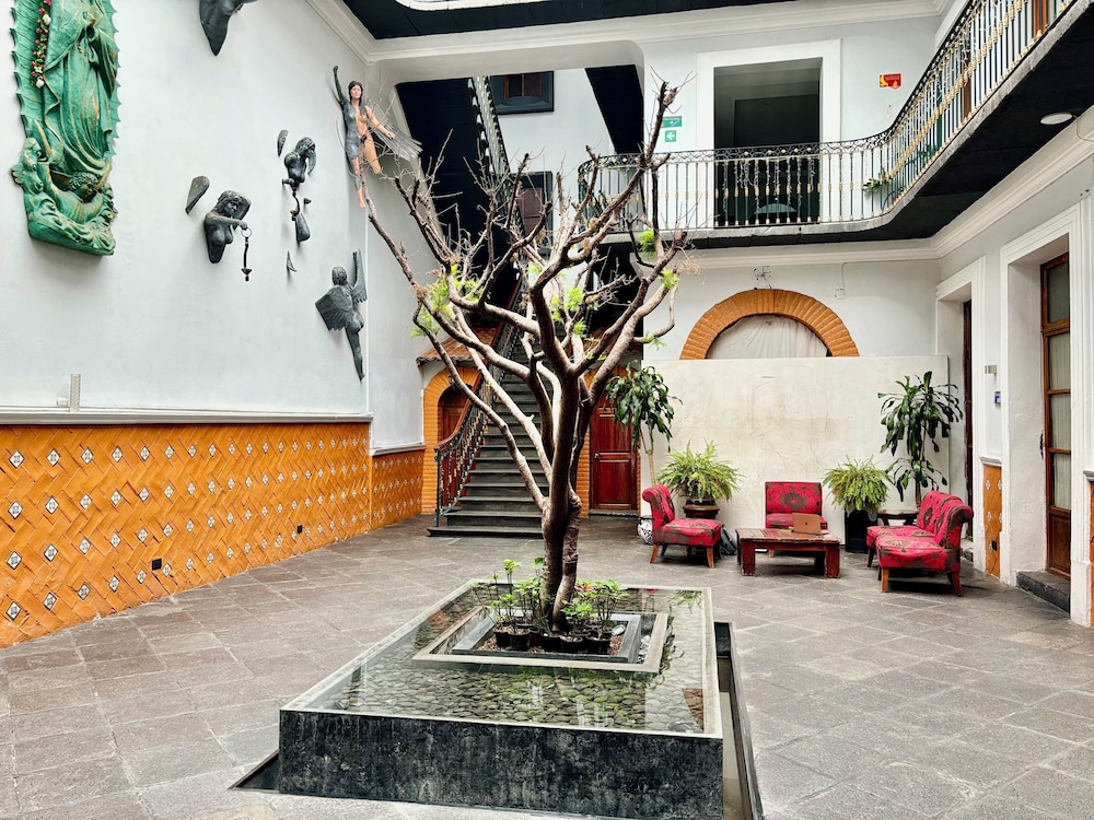 Hotel Puebla Plaza 43/50