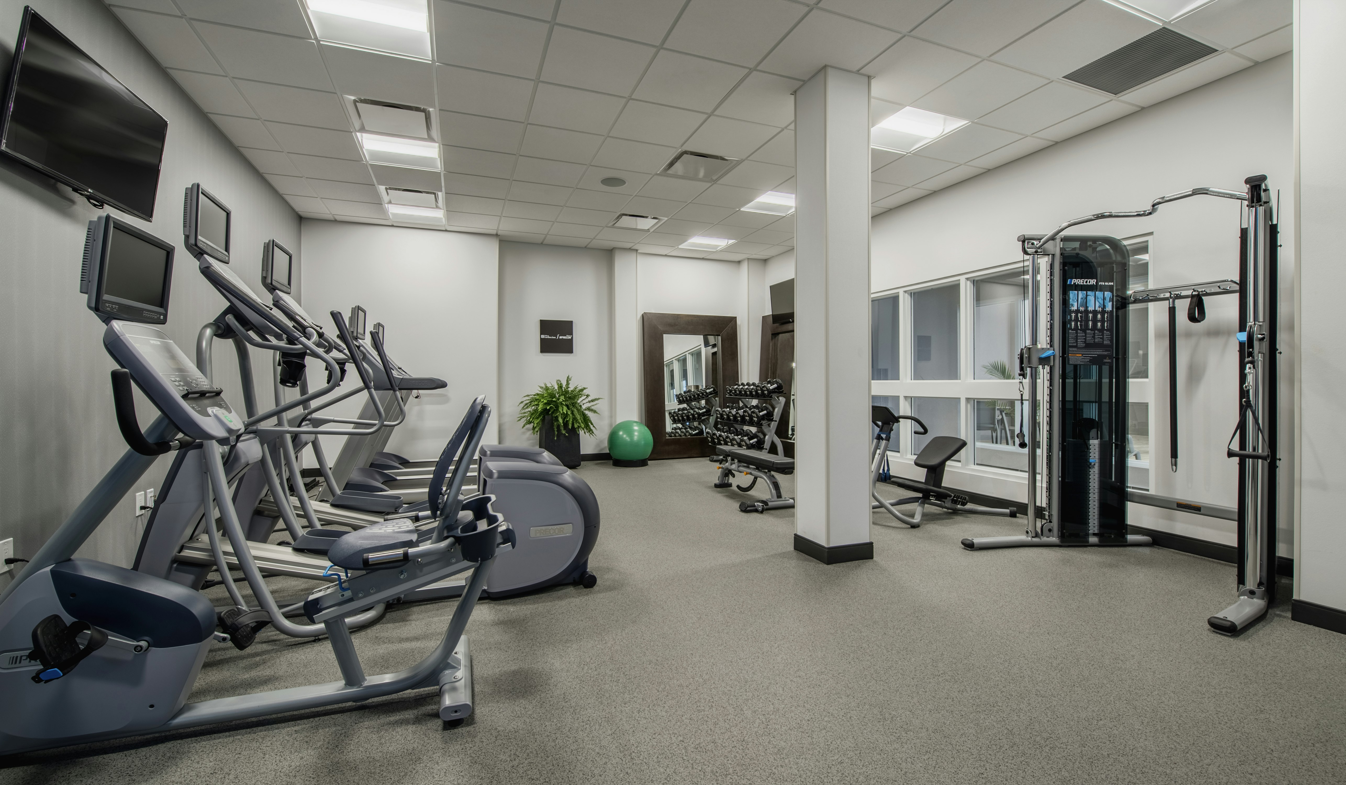 Hilton Garden Inn Winnipeg South 7/8