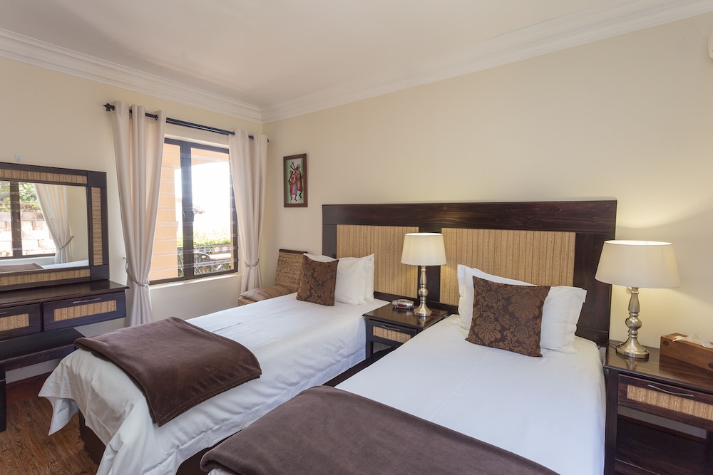 Blue Horizon Guest House 12/48