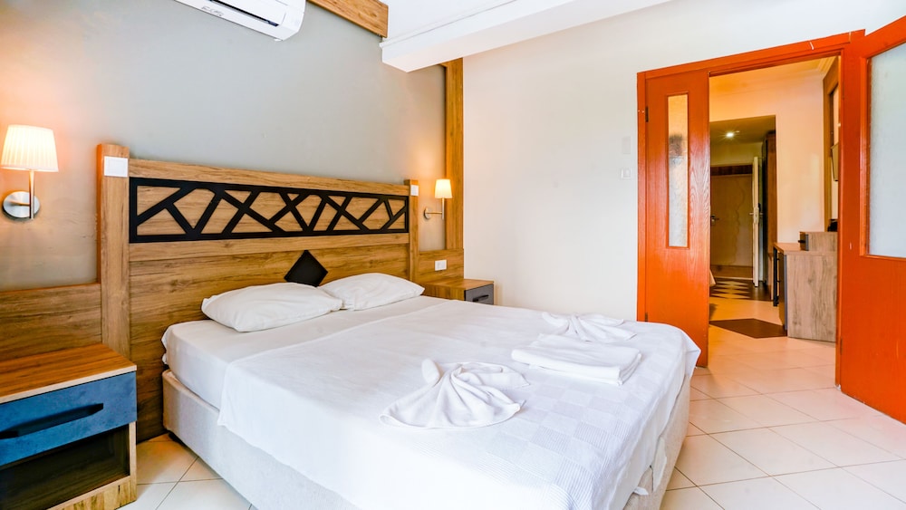 Istanbul Beach Hotel 17/50
