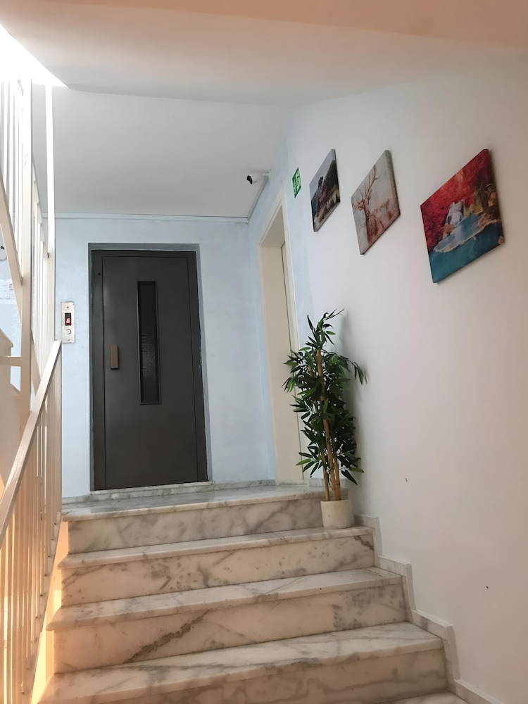 La Bella Suit Otel 8/69