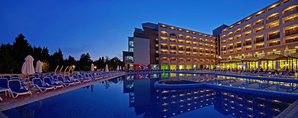 Sol Nessebar Bay All Inclusive 9/75
