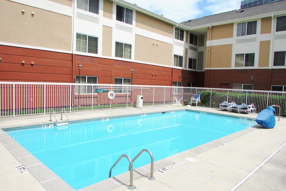 Extended Stay America - Atlanta-Perimeter-Peachtree Dunwoody 18/39