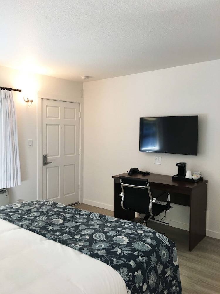 Diablo Mountain Inn 25/66