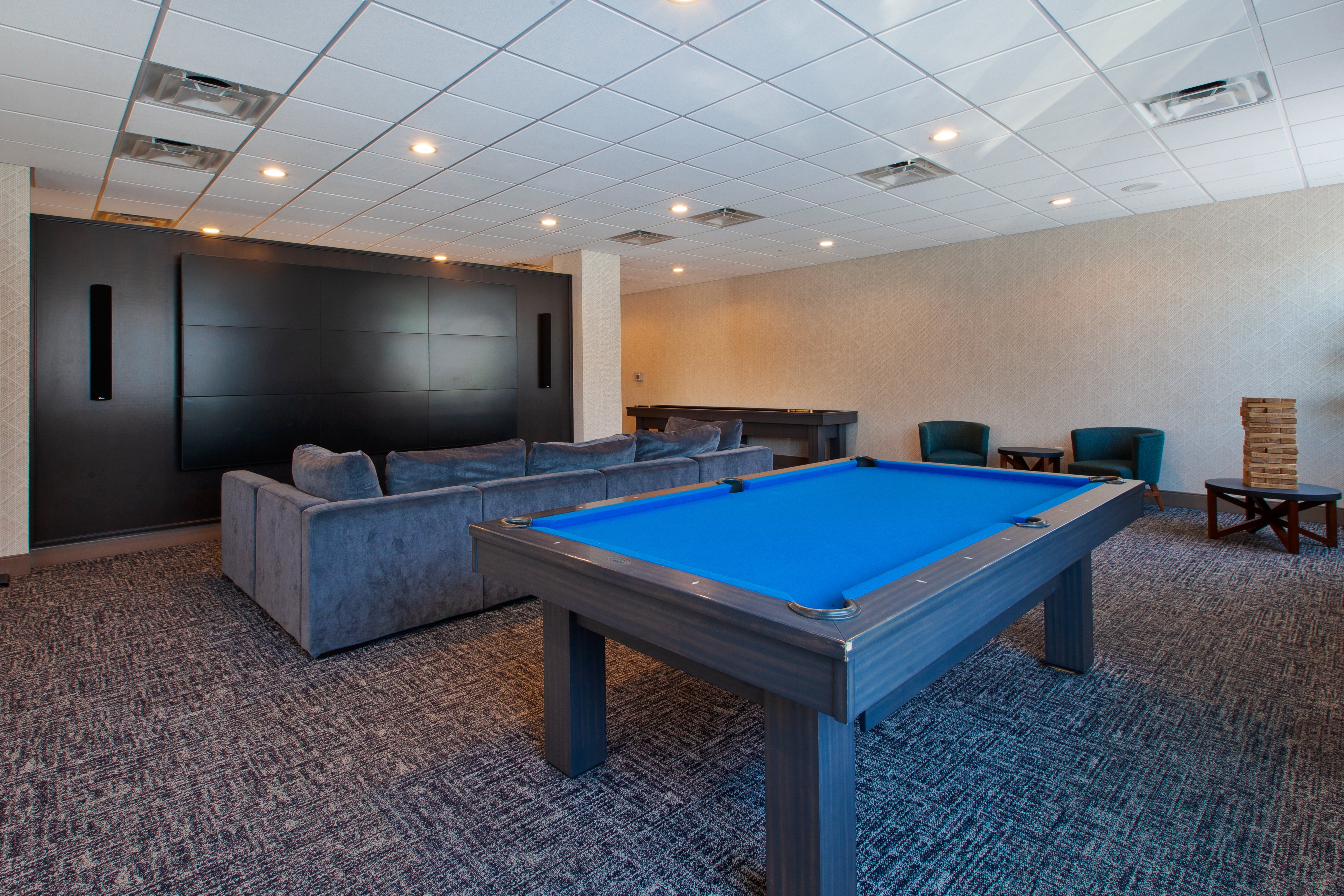 Holiday Inn Richmond I 64 West End 66/74