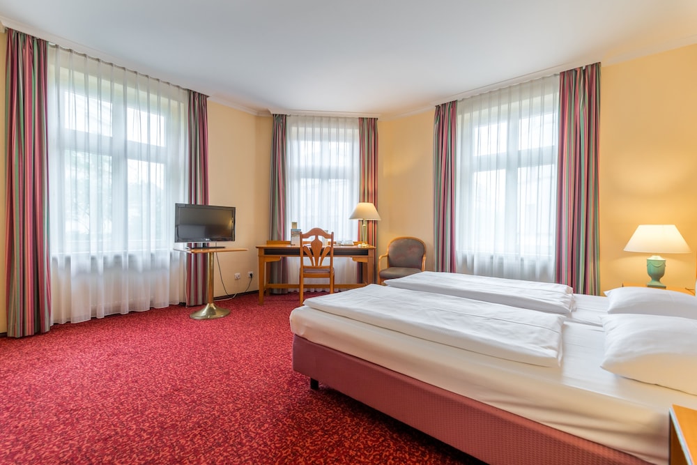 GALERIE HOTEL LEIPZIGER HOF 3/31