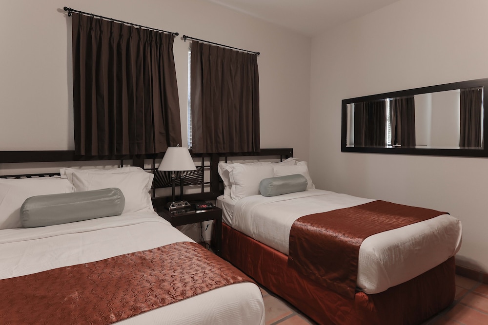 Clarion Inn Suites 13/61