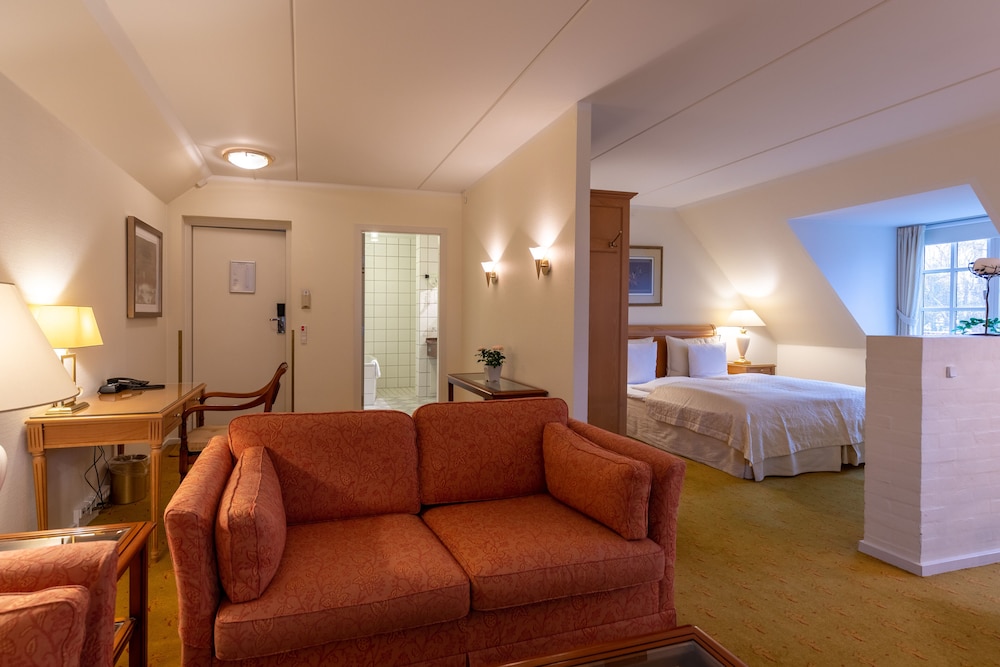 Hotel Knudsens Gaard 38/54