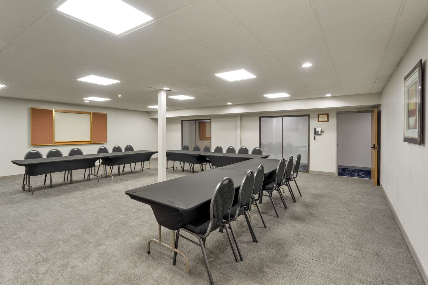 Comfort Inn & Suites Mundelein-Vernon Hills 12/19