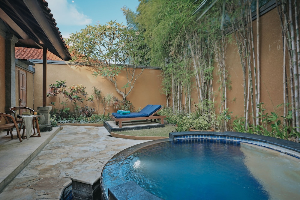 Parigata Villas Resort 17/40