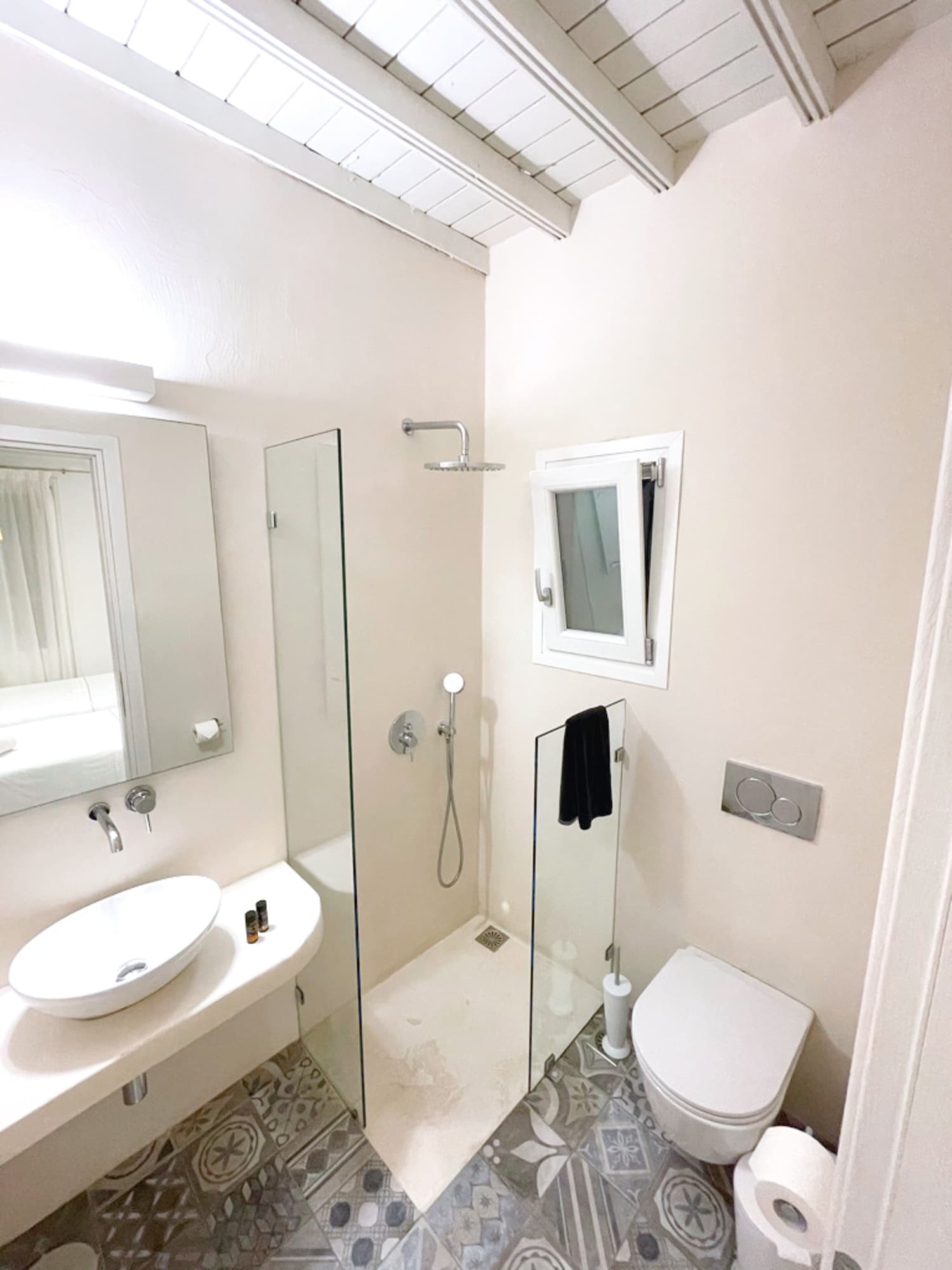 غرفة بسرير مزدوج بشرفة، Hotel Lefteris 6/8