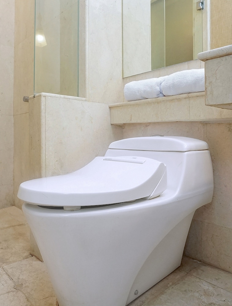 Hotel Istana Permata Ngagel 17/23