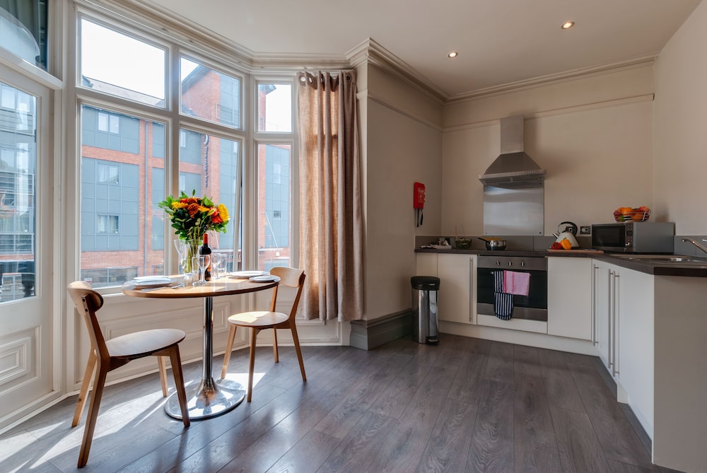 Base Serviced Apartments - City Road 28/35