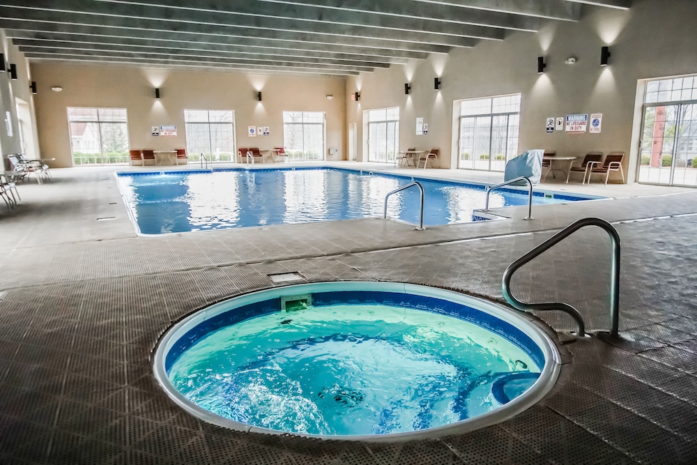 Capital Resorts Grand Crowne Resorts 23/50