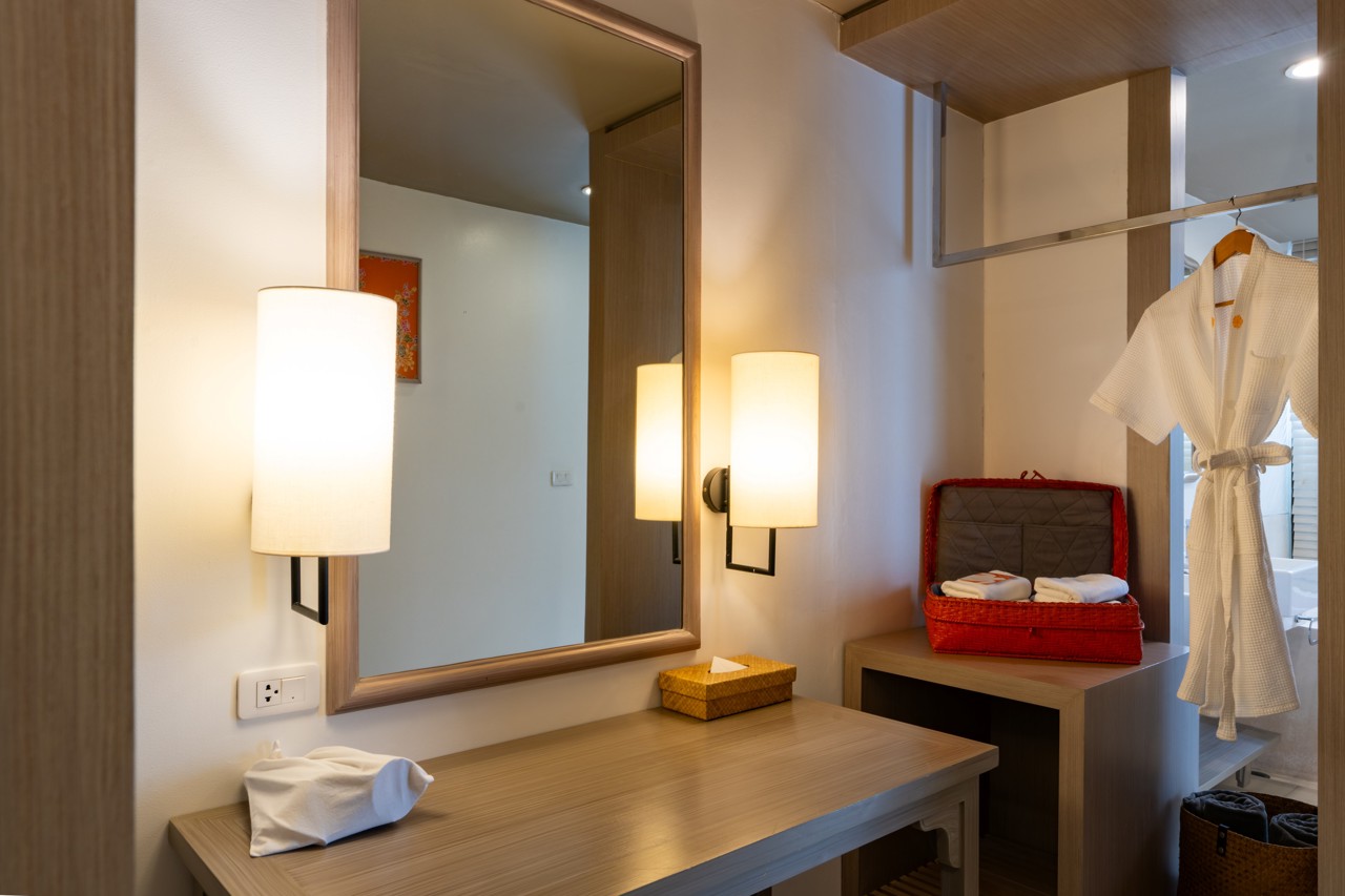 Proud Phuket Hotel 37/60