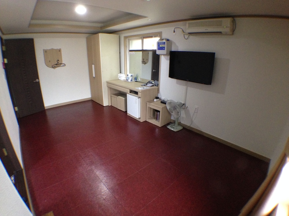 Suanbo Saipan Hot Spring Hotel 37/39