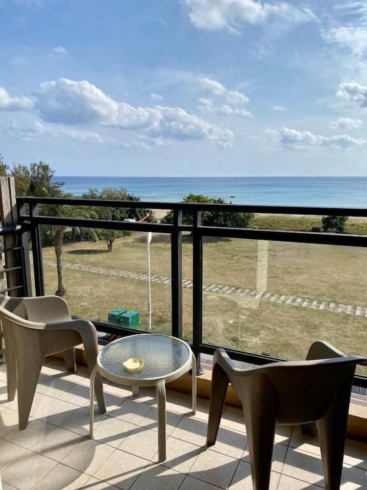 Lovesea 126 House Inn 27/44