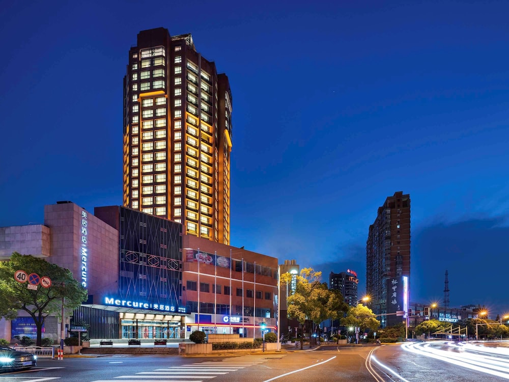 Mercure Nantong Downtown 3/65