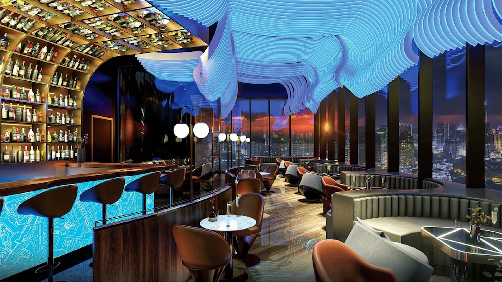 Mercure Bangkok Surawong 54/64