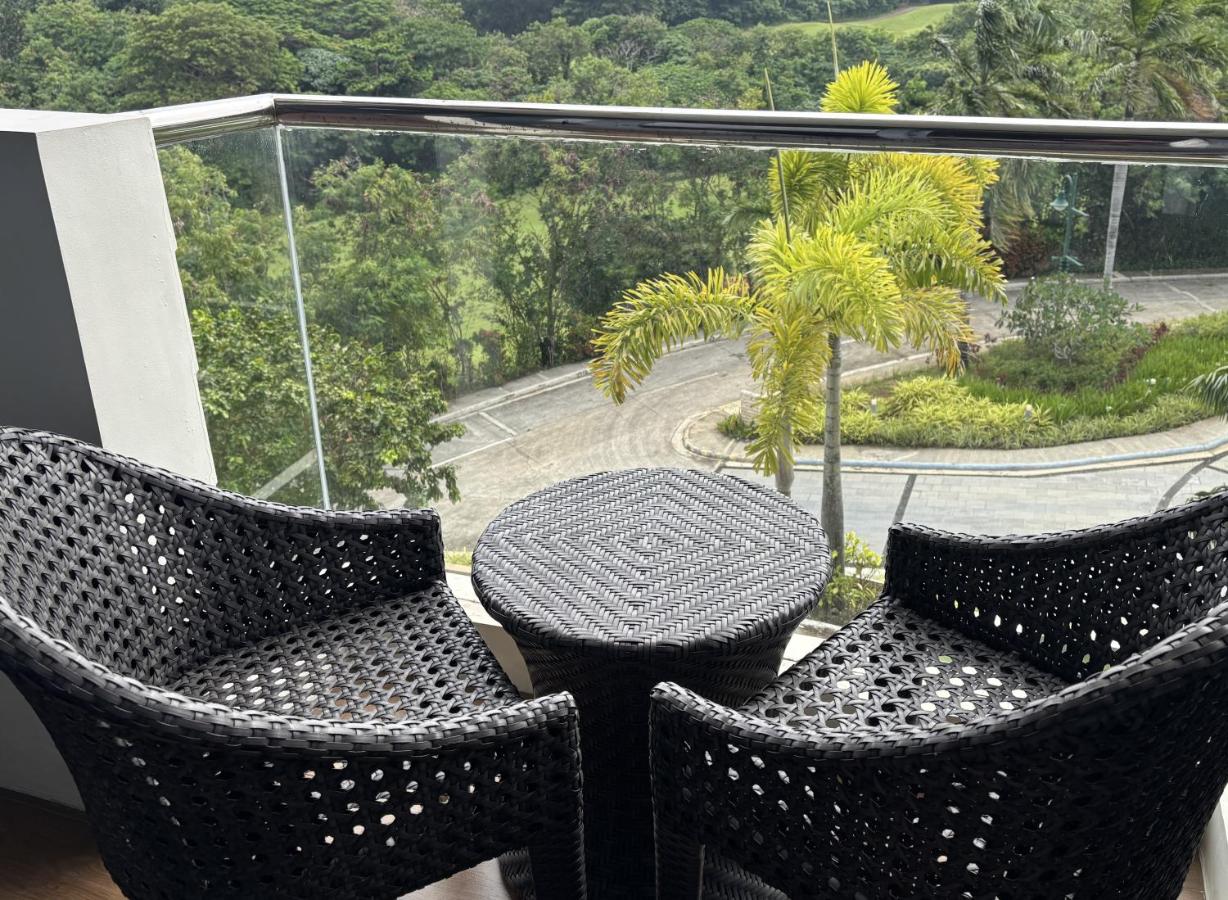 MCollection - Poolside Escape Near Boracay's Iconic Keyhole 33/41
