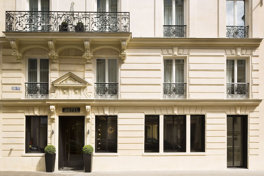 Le 10 Bis Hotel 3/65