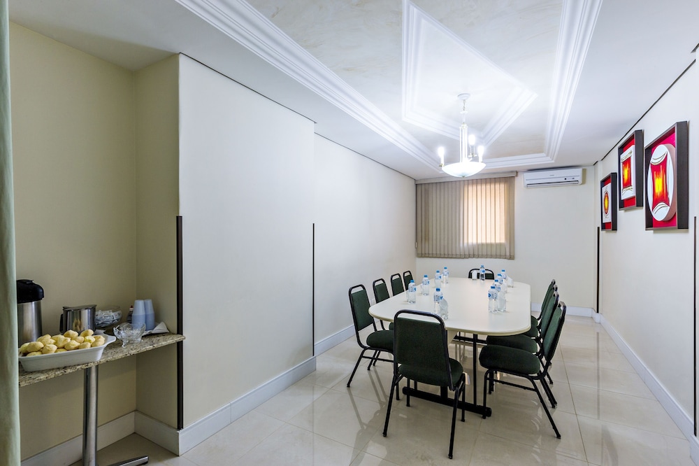 Thomasi Hotel Londrina 26/36