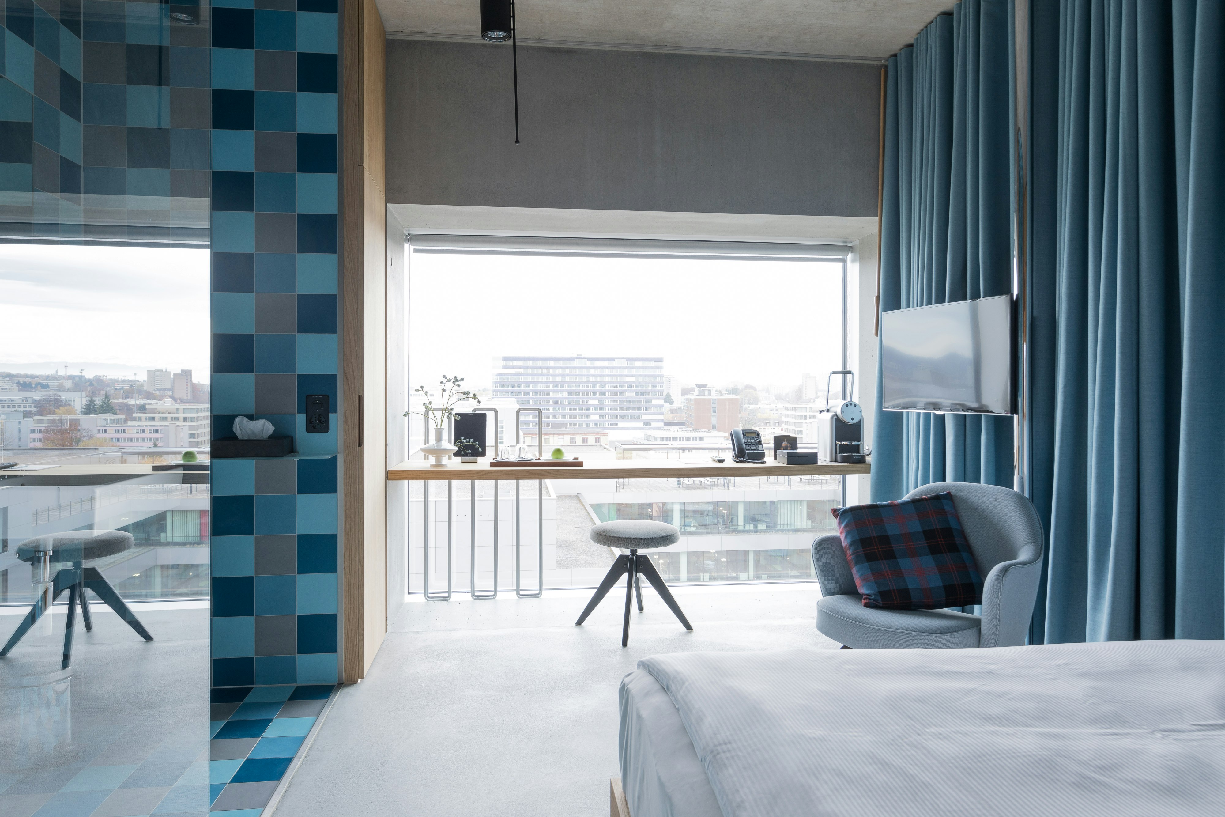 Placid Hotel Zurich 68/69