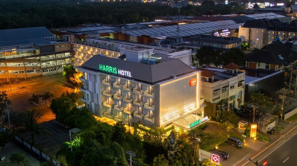 Kuta Galleria Hotel in Pemogan