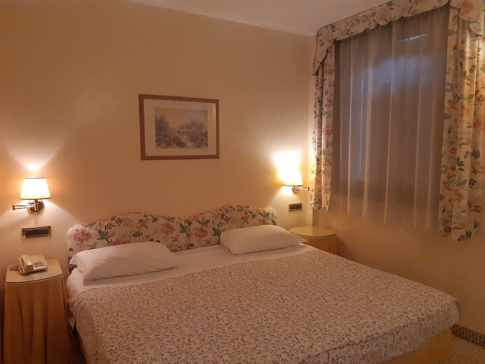 Relais Leon D'oro 6/50