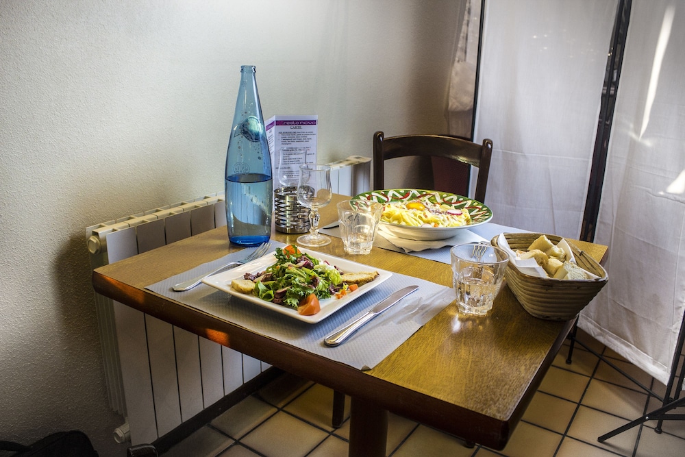 Hotel Inn Design Resto Novo Bourges 35/50