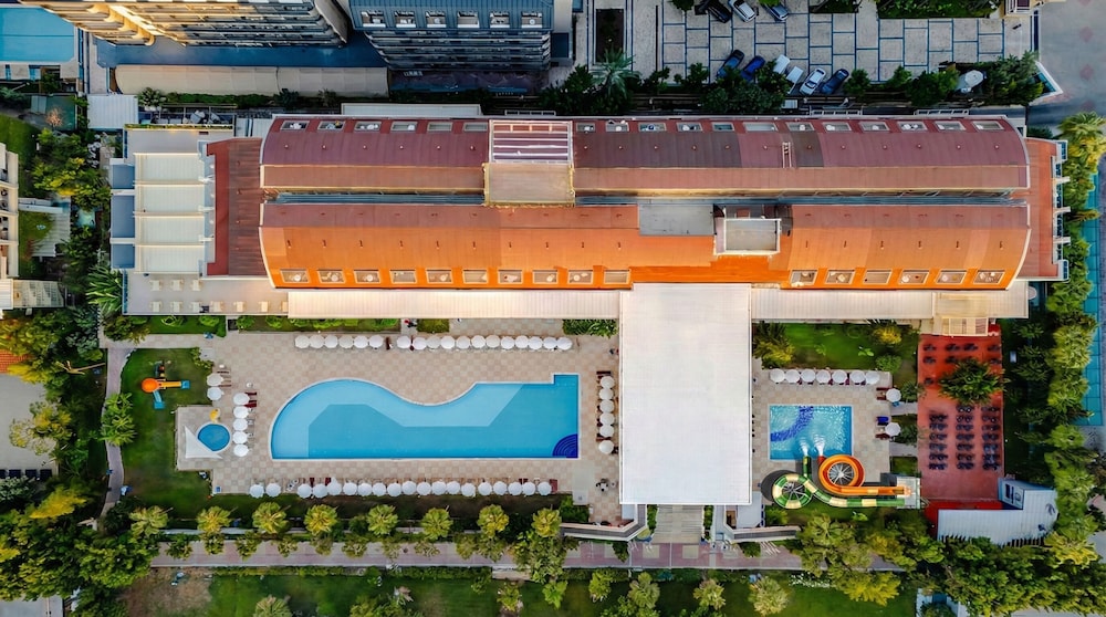 Solivia Hotel 5/50