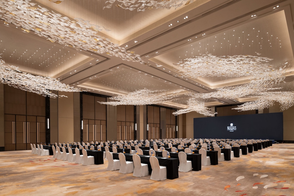 Shangri-La Putian 39/50