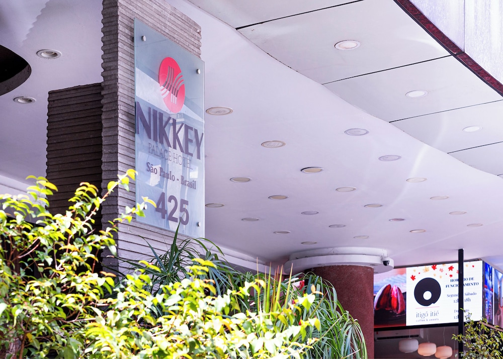 Nikkey Palace Hotel 4/73