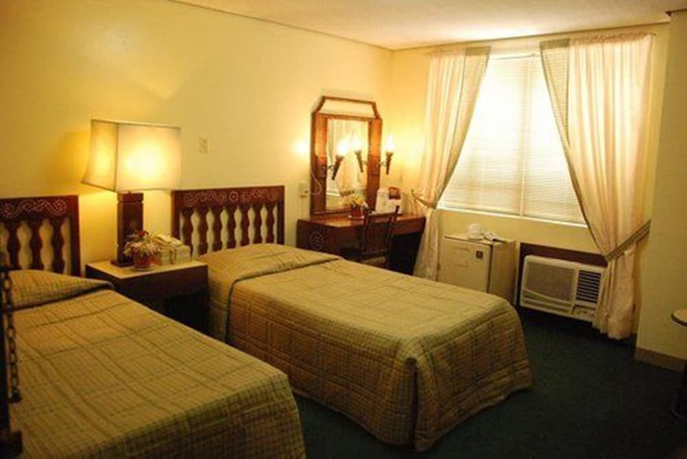 Manila Manor Hotel 14/35
