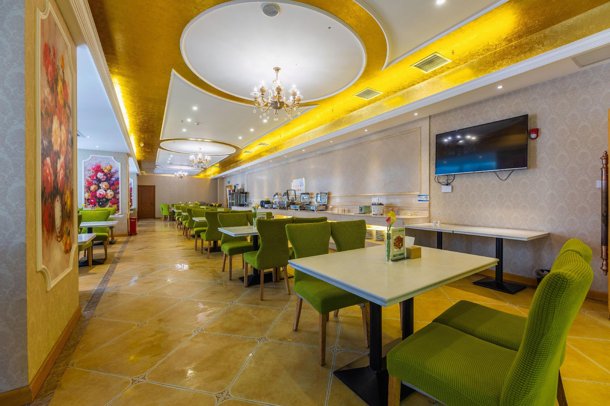 Vienna International Hotel (Yichang East Railway Station) 44/50