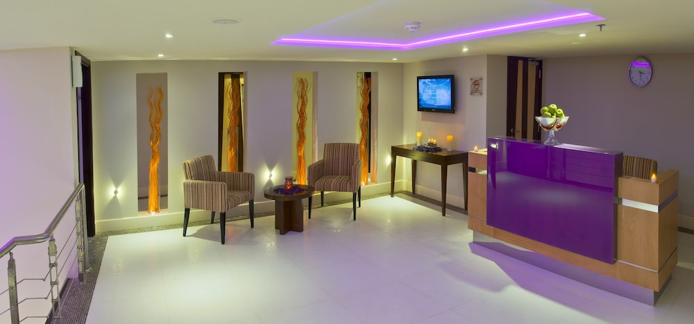 أجنحة نوفوتيل الرياض العليا(Novotel Suites Olaya Riyadh) 10/61