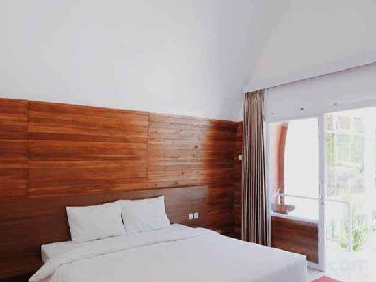 Dlawu Mountain Cottage 5/17