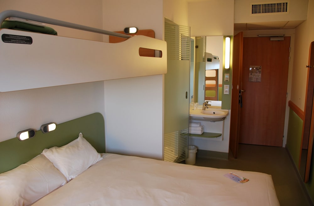 Ibis Budget Roanne 24/63