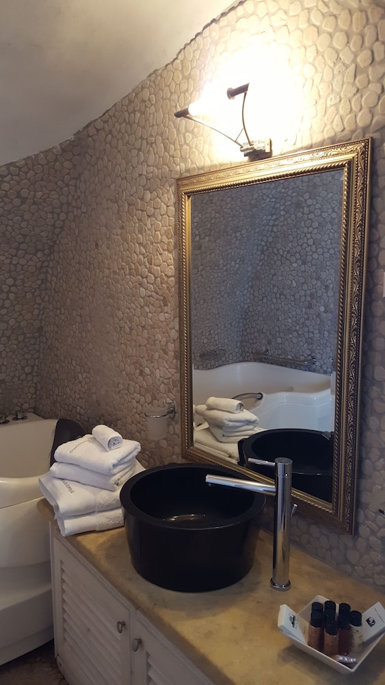 Panorama Suites 76/76