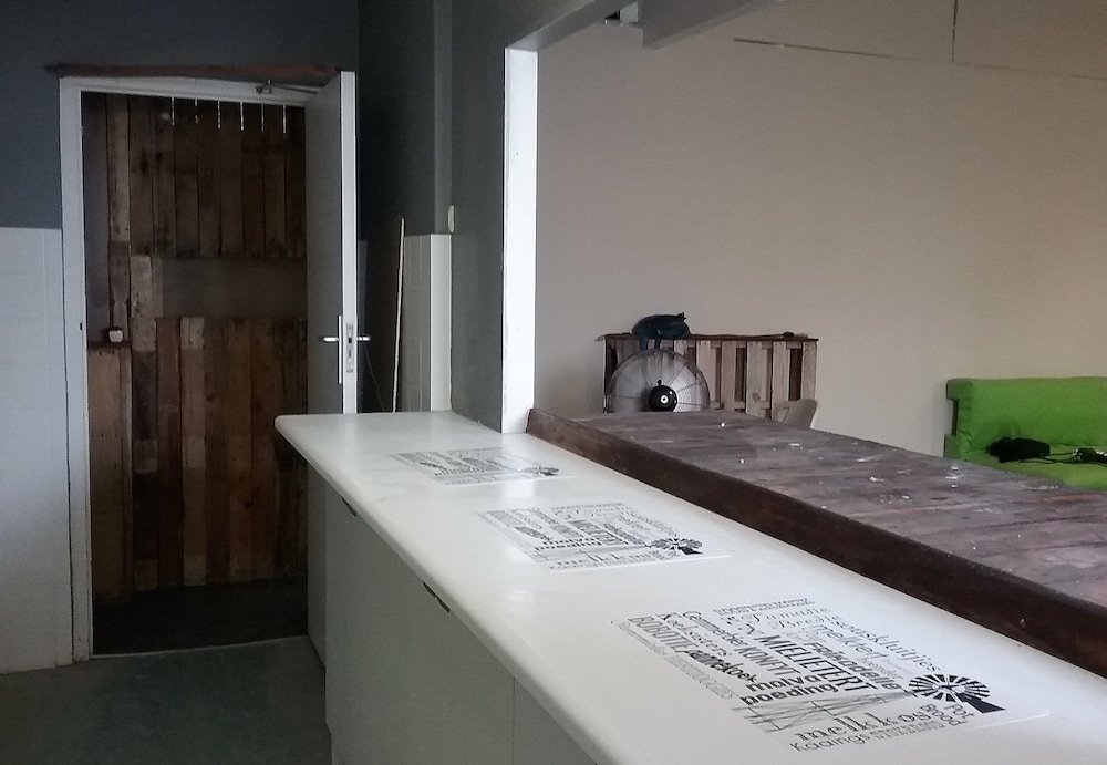 Blouberg Backpackers 5/8