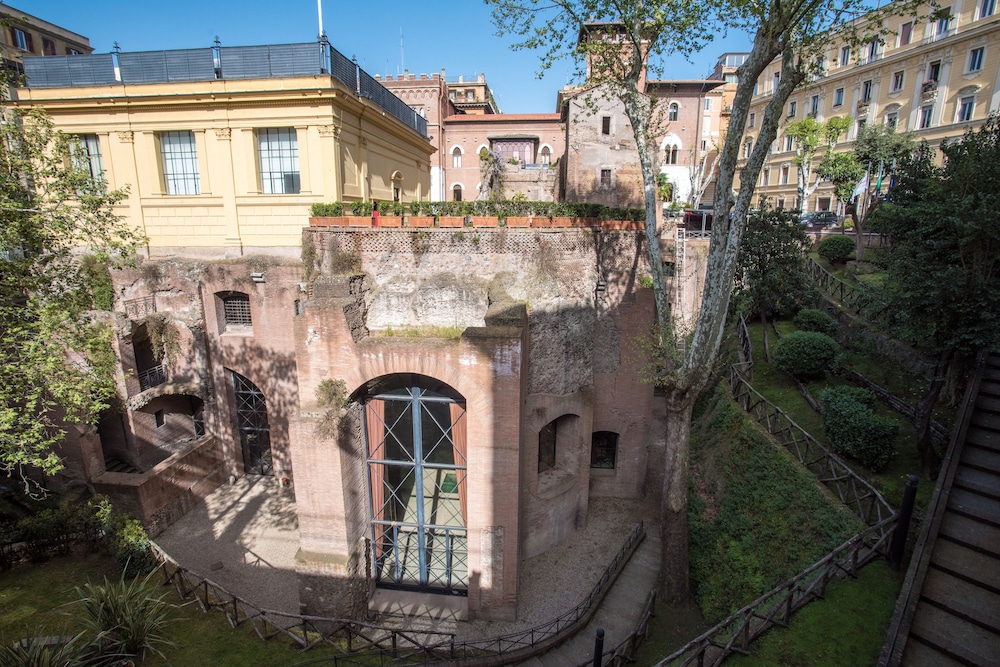 Roma 2B photo1