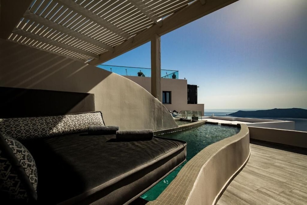 Galaxy Suites Villas 24/68