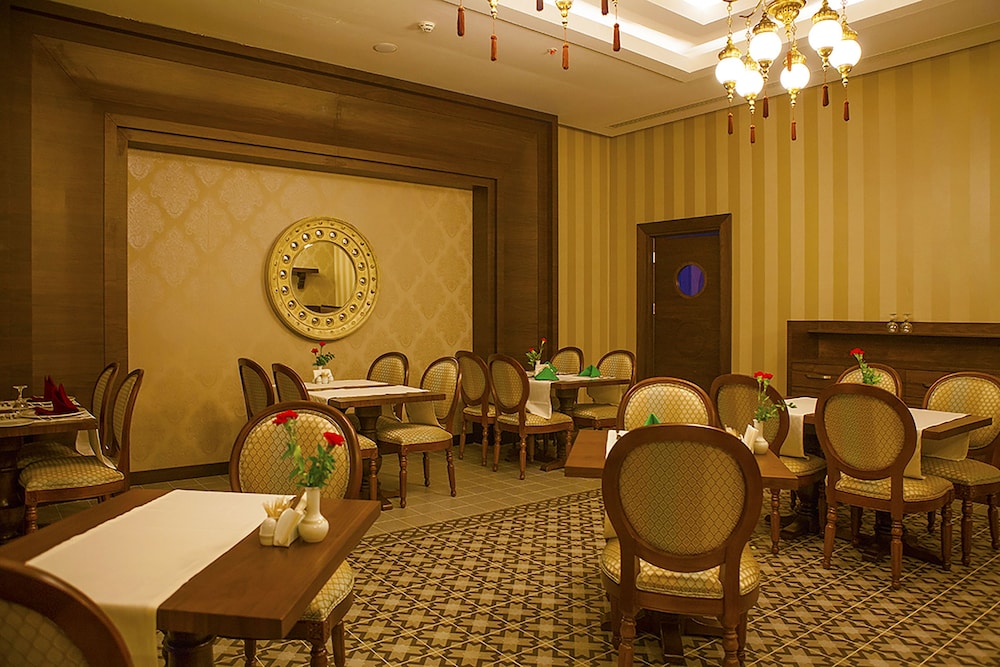 Diamond Elite Hotel and Spa - Adults Only 16 Plus 38/50